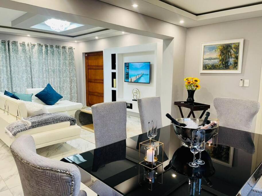 فيلا Cozier Glitz كيب تاون المظهر الخارجي الصورة