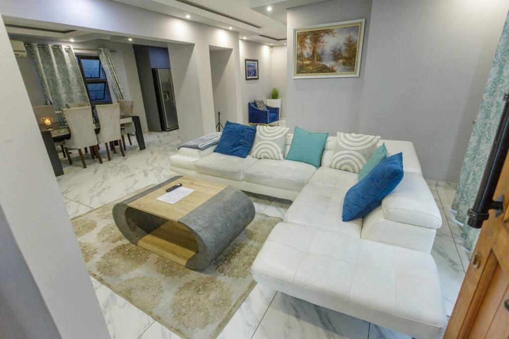 فيلا Cozier Glitz كيب تاون المظهر الخارجي الصورة